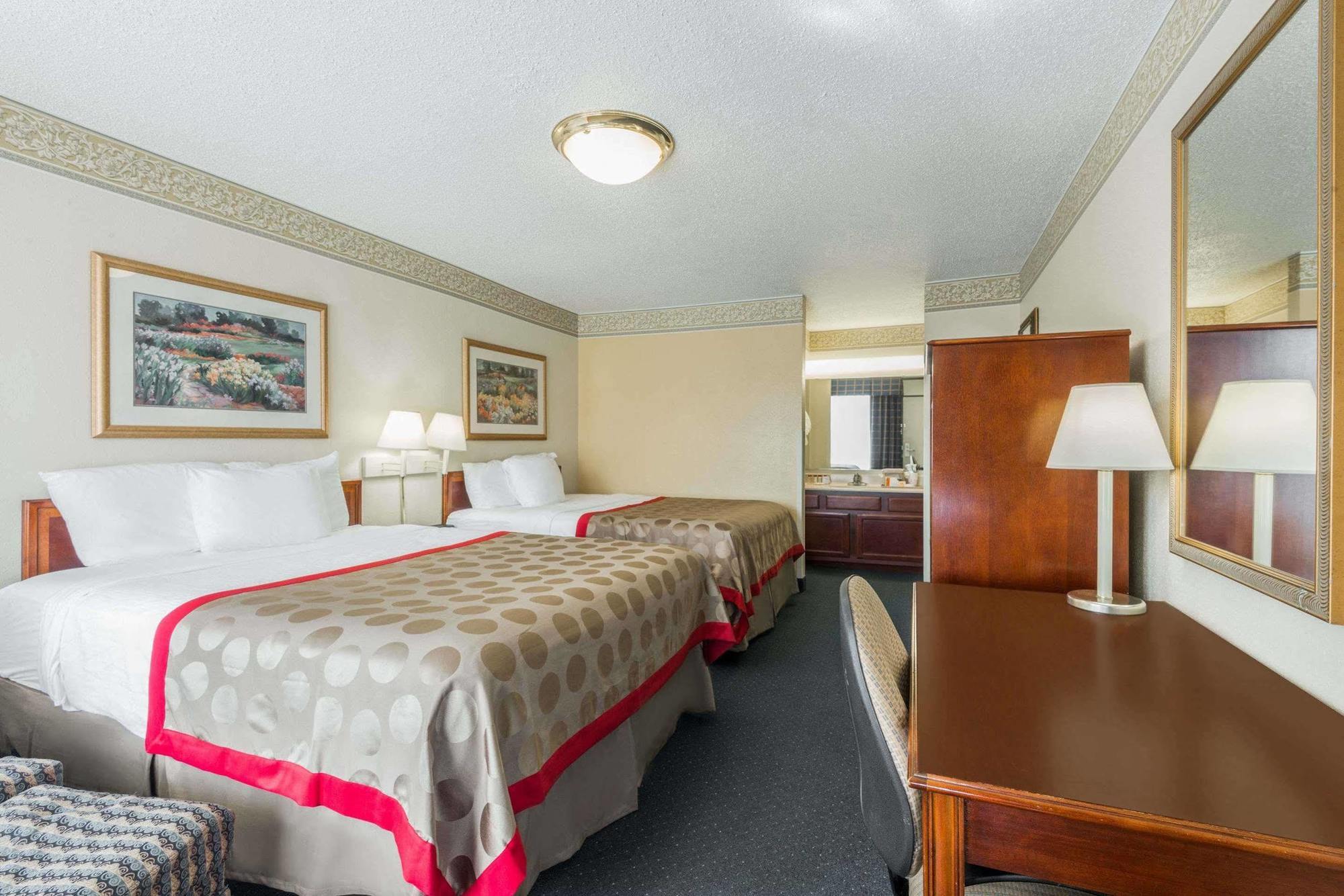 Ramada New Braunfels Hotel Екстериор снимка