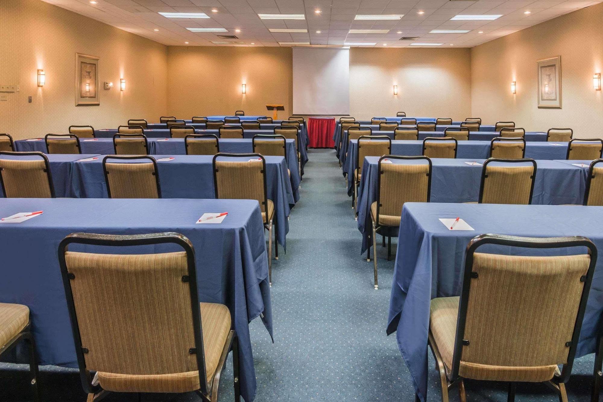 Ramada New Braunfels Hotel Екстериор снимка