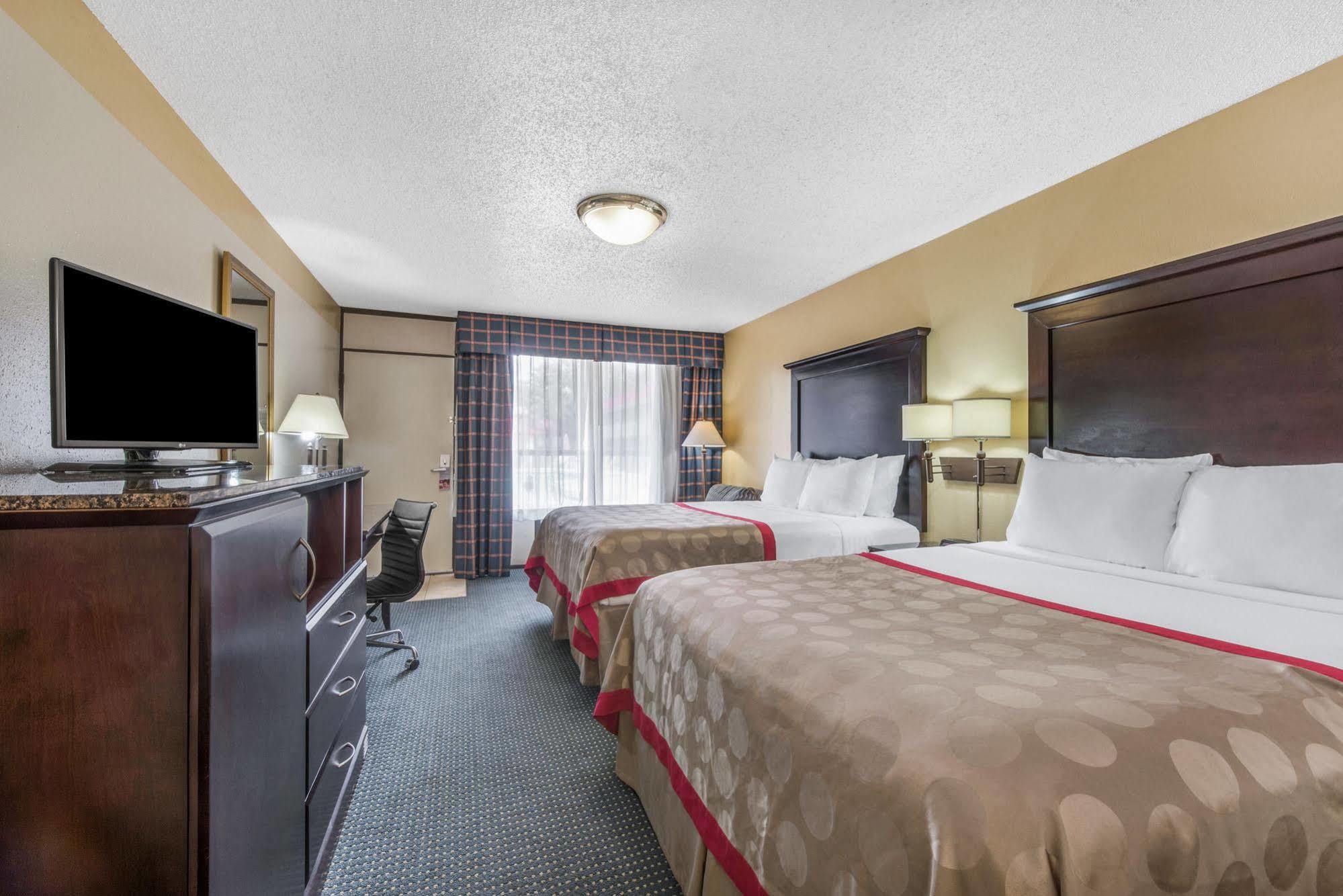 Ramada New Braunfels Hotel Екстериор снимка